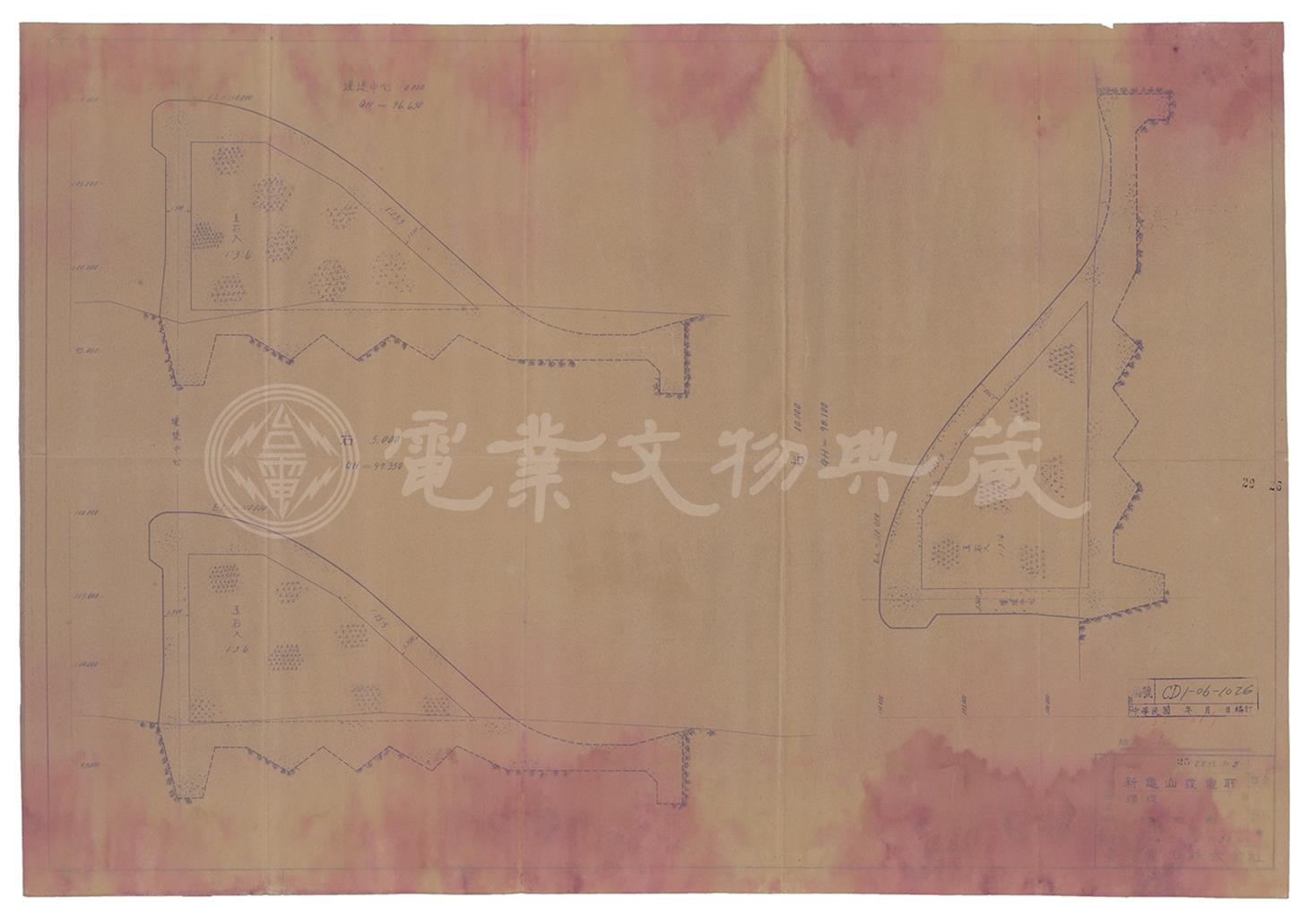 新龜山發電所新龜山壩斷面圖（壩體中心0m右5m右10m）